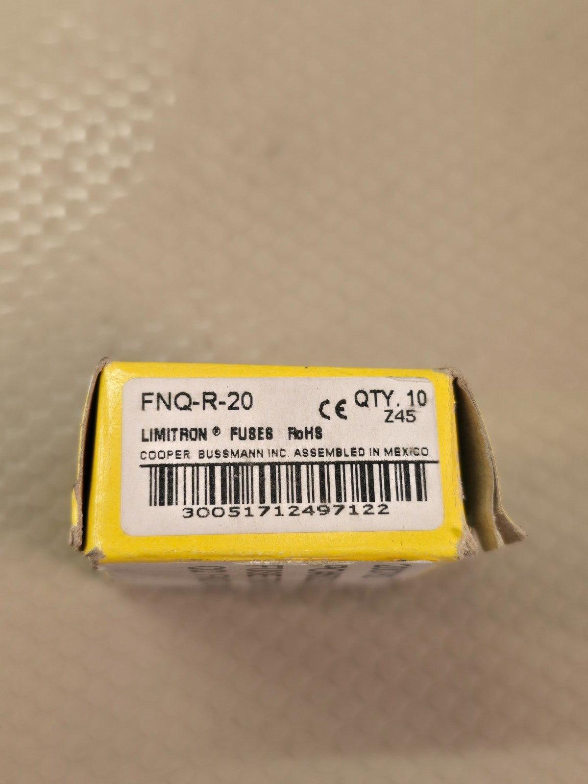 NEW  GENUINE BUSSMAN FNQ-R-20 FUSES LOT OF 8 FNQR20