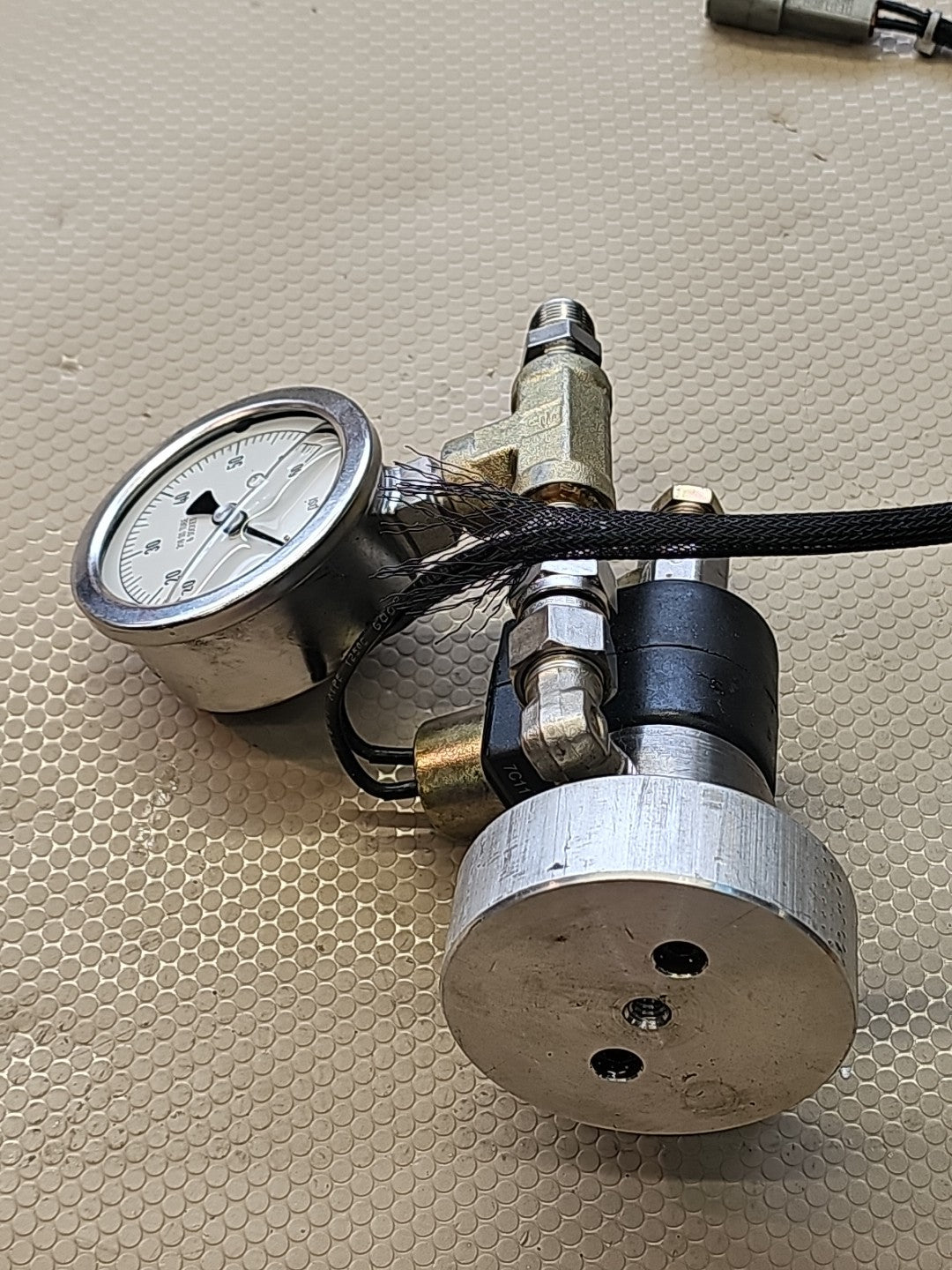PARKER Valve  71315SN2KNJ1NOC111C2 24V DC (26323)