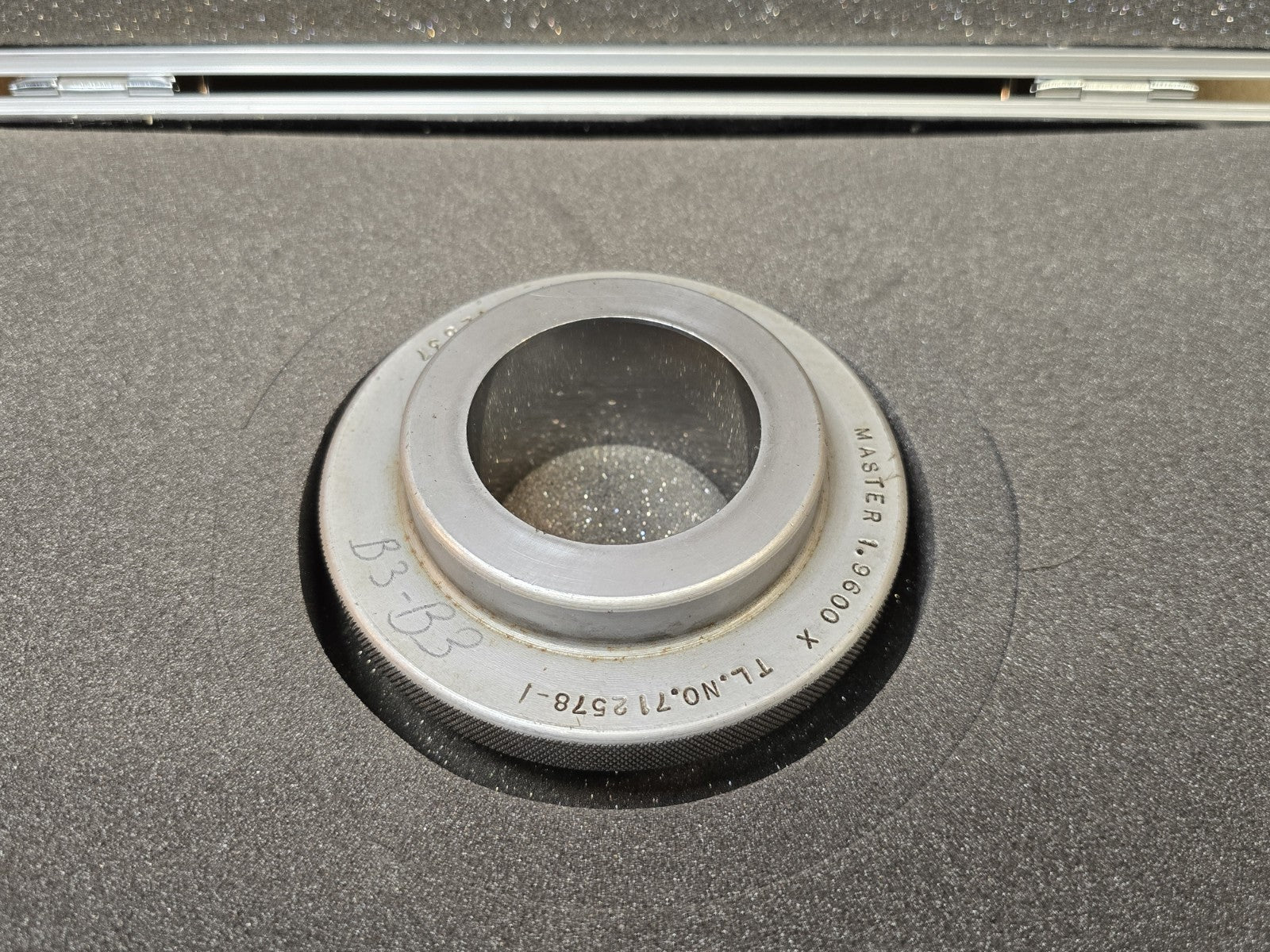 SPI 21-163-1 Pistol Grip Bore Micrometer Gage 2.00-2.50″ *UNUSED*