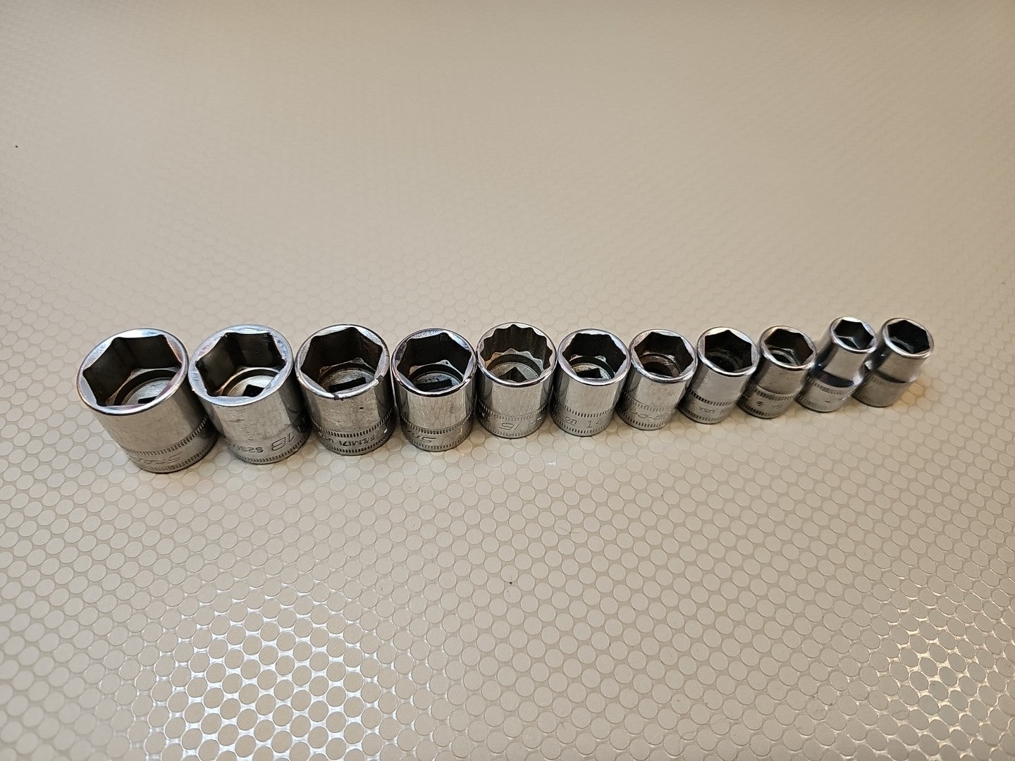 Snap-on FSM 11 pc 3/8" 6-Pt Metric  Shallow Socket Set- 9mm to 19mm USA *READ*