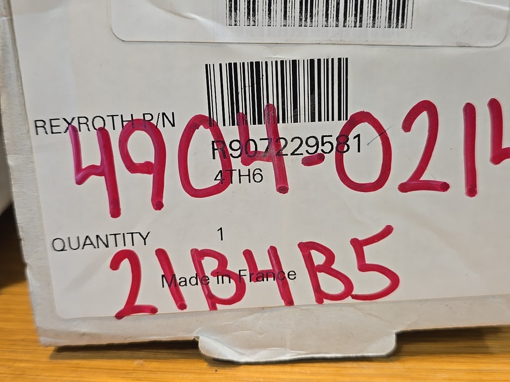 Bosch Rexroth Hydraulics Joystick R907229581 4 TH6 E 06-14/YU 23 M05 $1900 MSRP