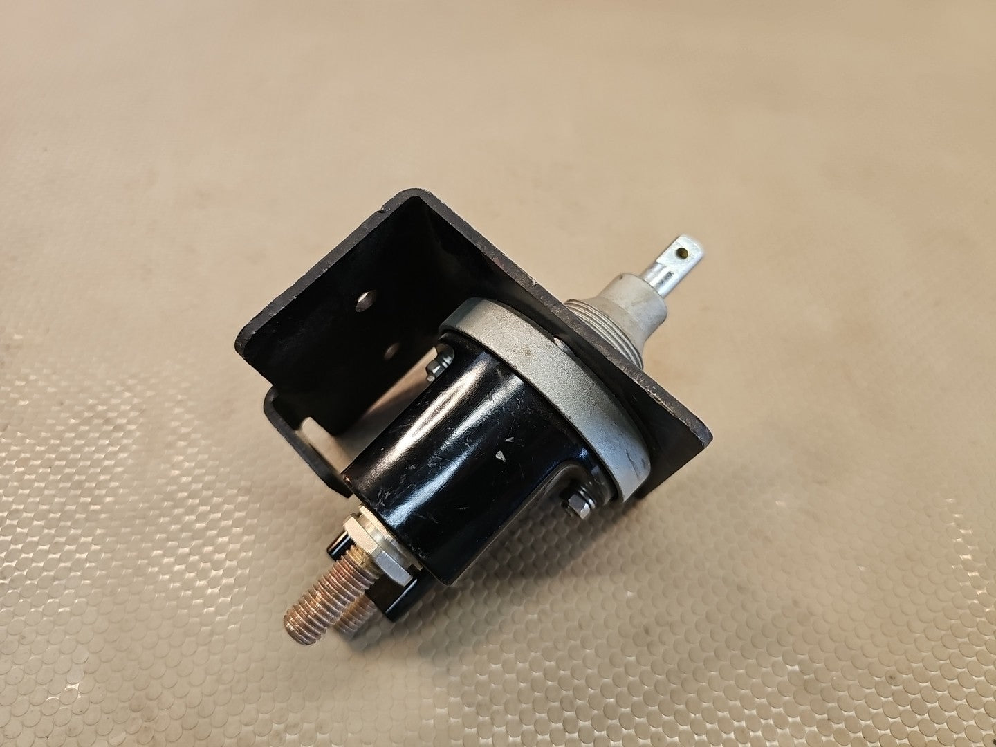 Flaming River 12-24V Battery Disconnect Switch |  FR1044