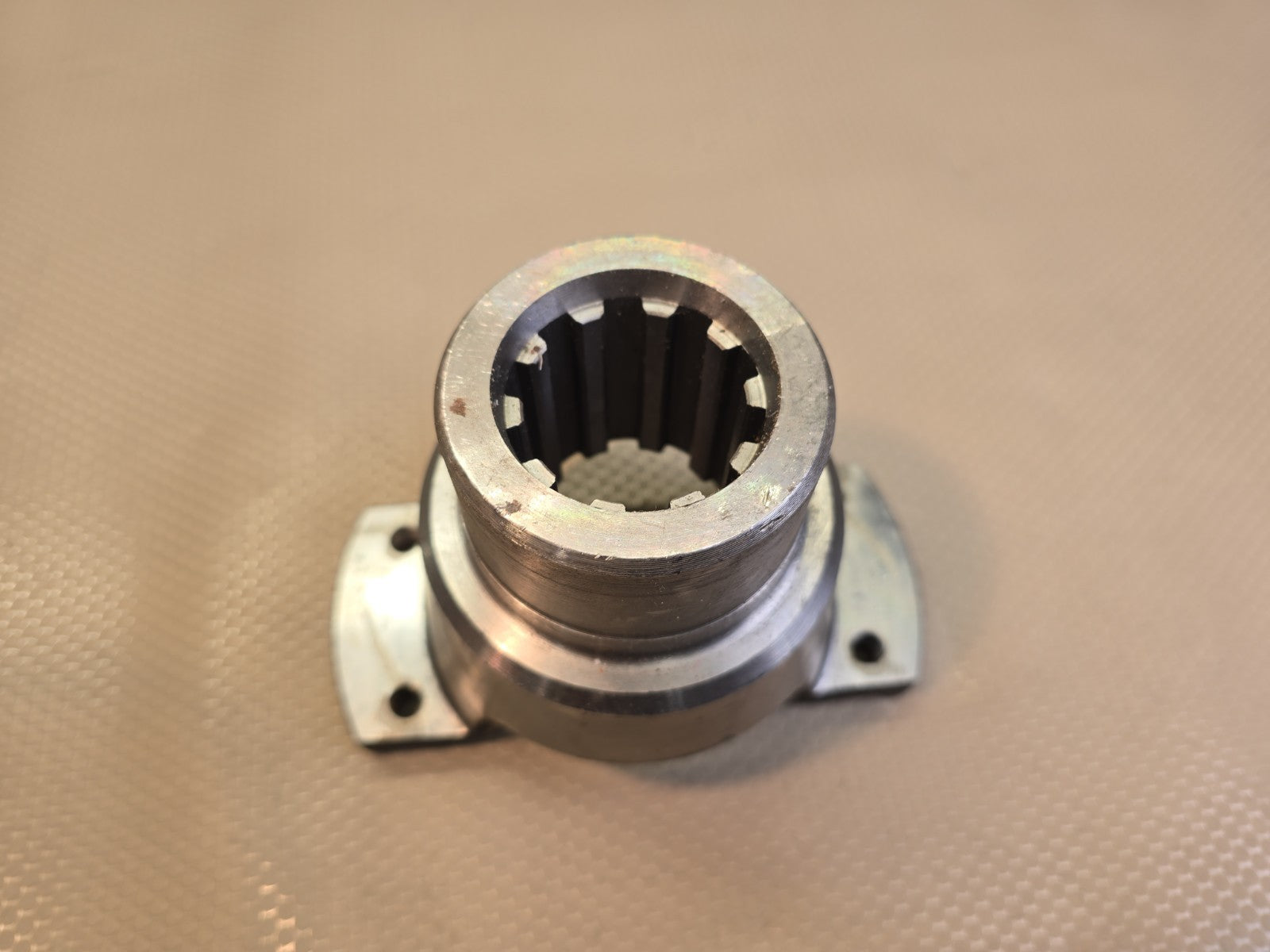 Spicer DpI 661  Driveshaft Transmission Slip Yoke  Series 10 Tooth Spline