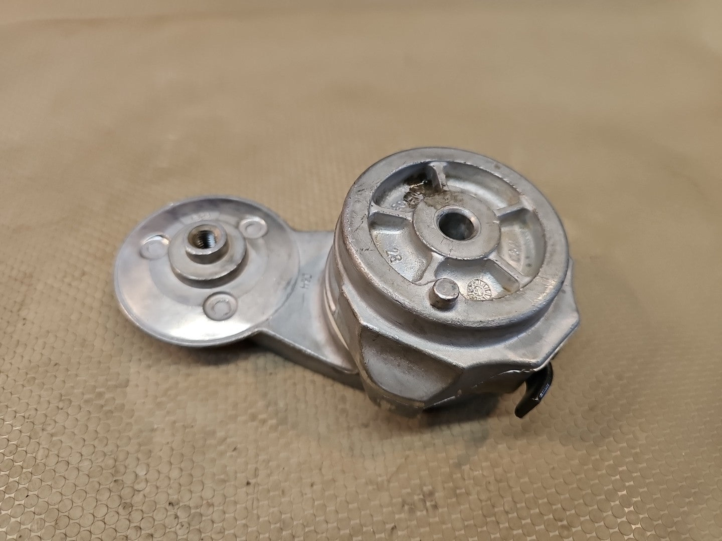 Cummins ISM DAYCO Belt Tensioner Pulley Assembly P/N 3102888 & 1189161