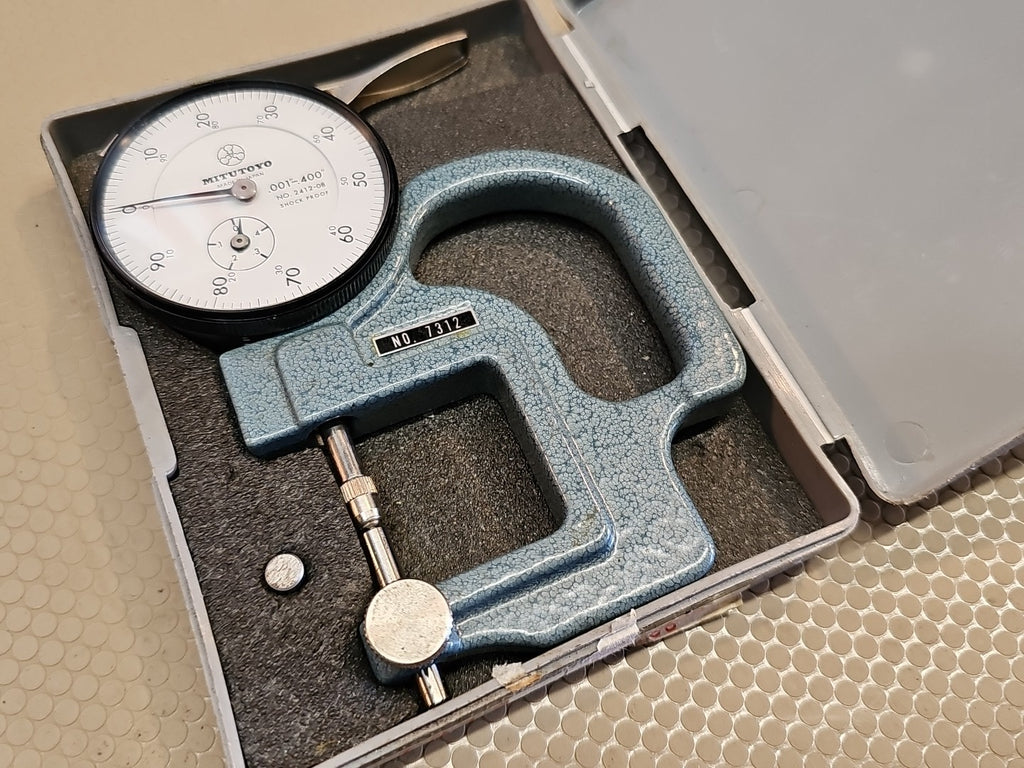 Machinist Tools: Mitutoyo Dial Lens Meter  7312 .001 grad