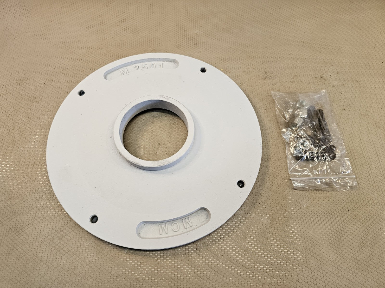 MCM 250 CENTRIFUGAL PUMP Wear Pad Casing 