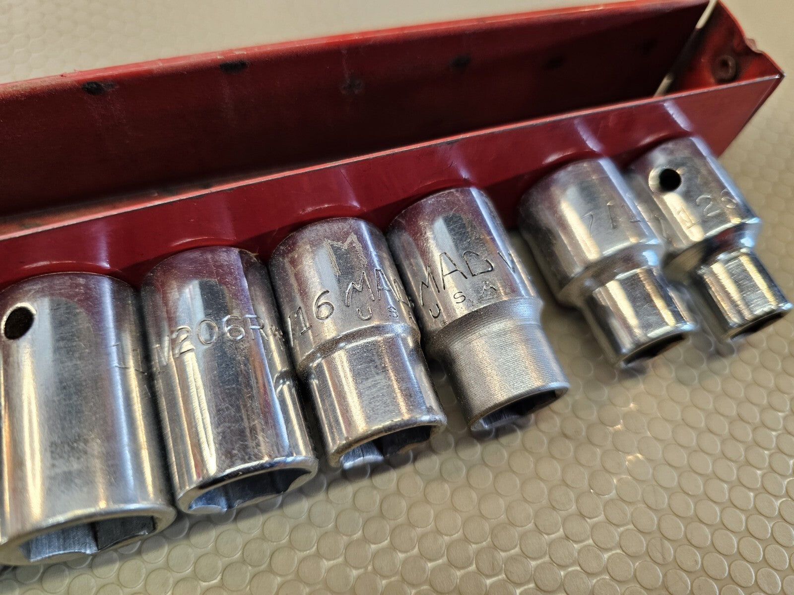 Mac Tools 1/2” Drive 15 Piece Shallow  Socket Standard  Set 3/8"-1 1/4" chrome