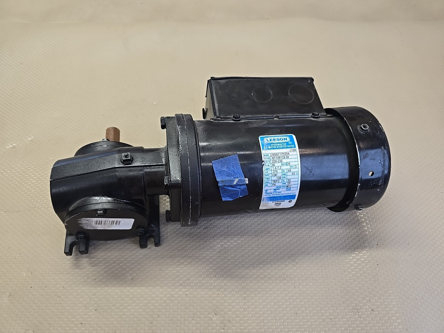 Leeson CM38T17FZ9A 3/8HP 86RPM 208-230V 3-P Right Angle Gearmotor M1145129.0 NEW