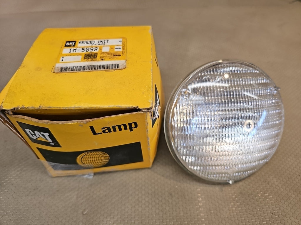 New OEM Caterpillar (CAT)  1M-5898  Lamp