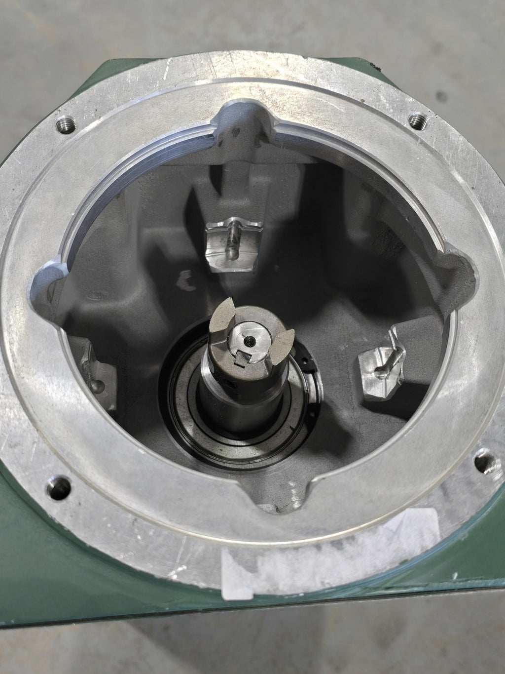 SPXFLOW Lightnin X1S100 Mixer Agitator Drive Gearbox Housing CW New