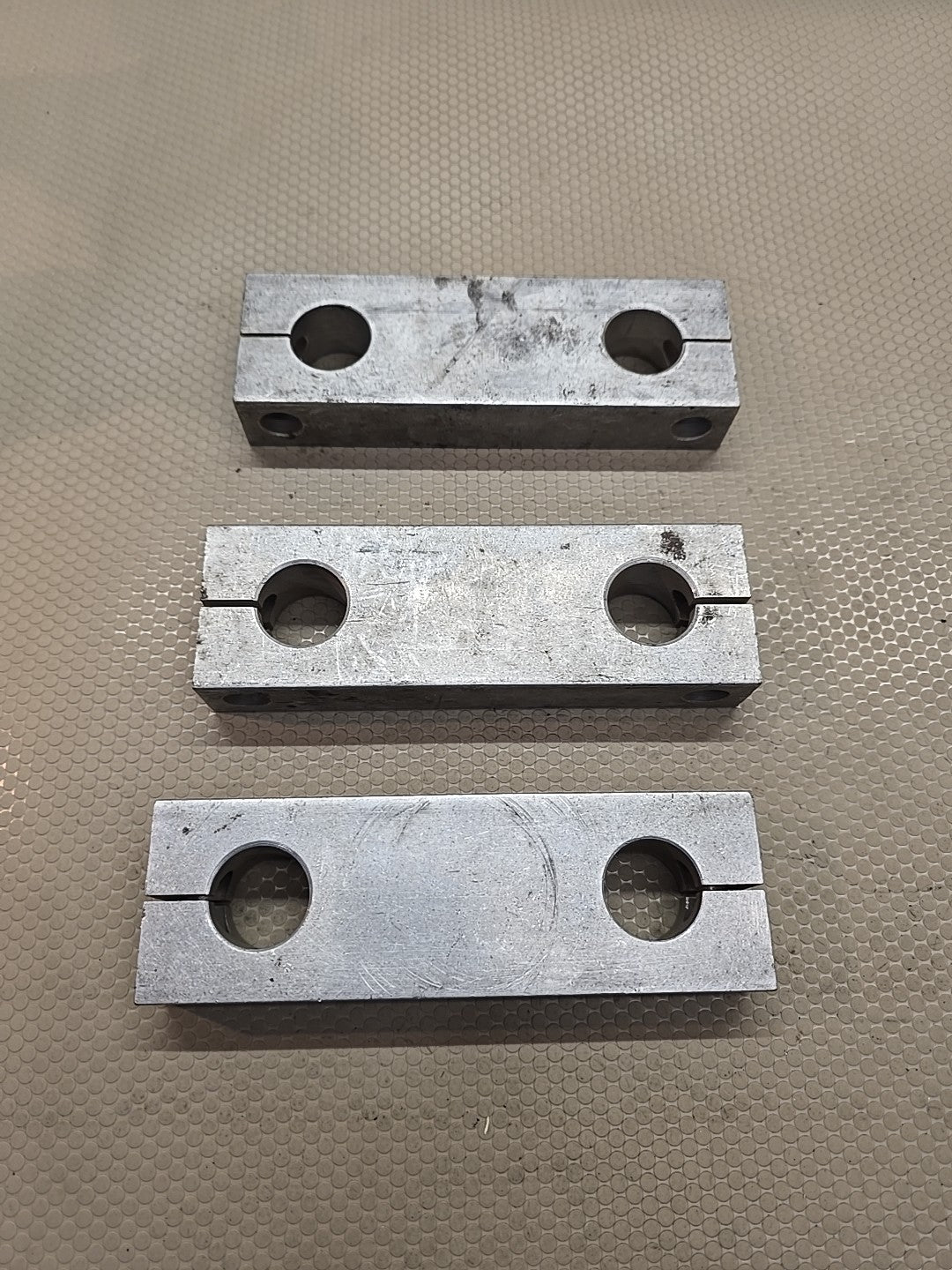 994596 Horton Roller Bushing Kit Extra Parts *3x Brackets*