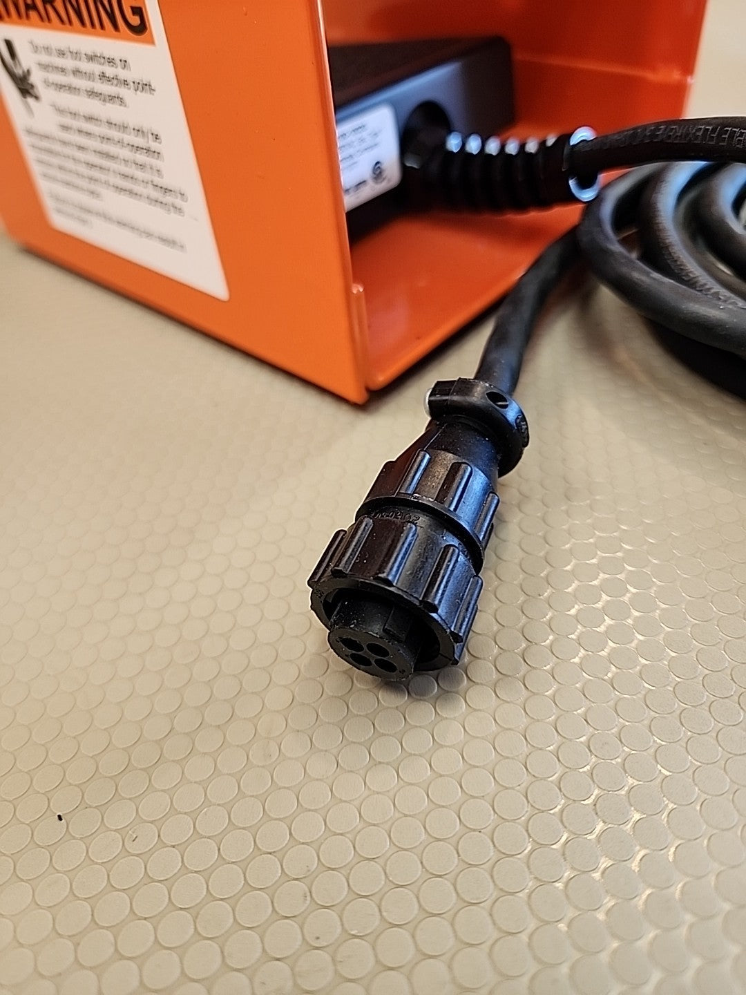 S100-1002G- 10Amp.125/250 VAC Enc Type 1 SSC Controls Co NEW