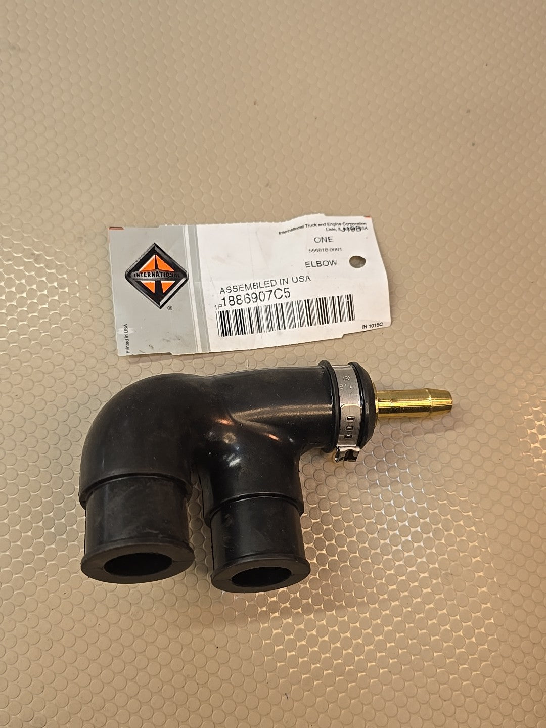 Genuine OEM International Navistar 1886907C5 Elbow,Hose , Elbow Engine Dea0