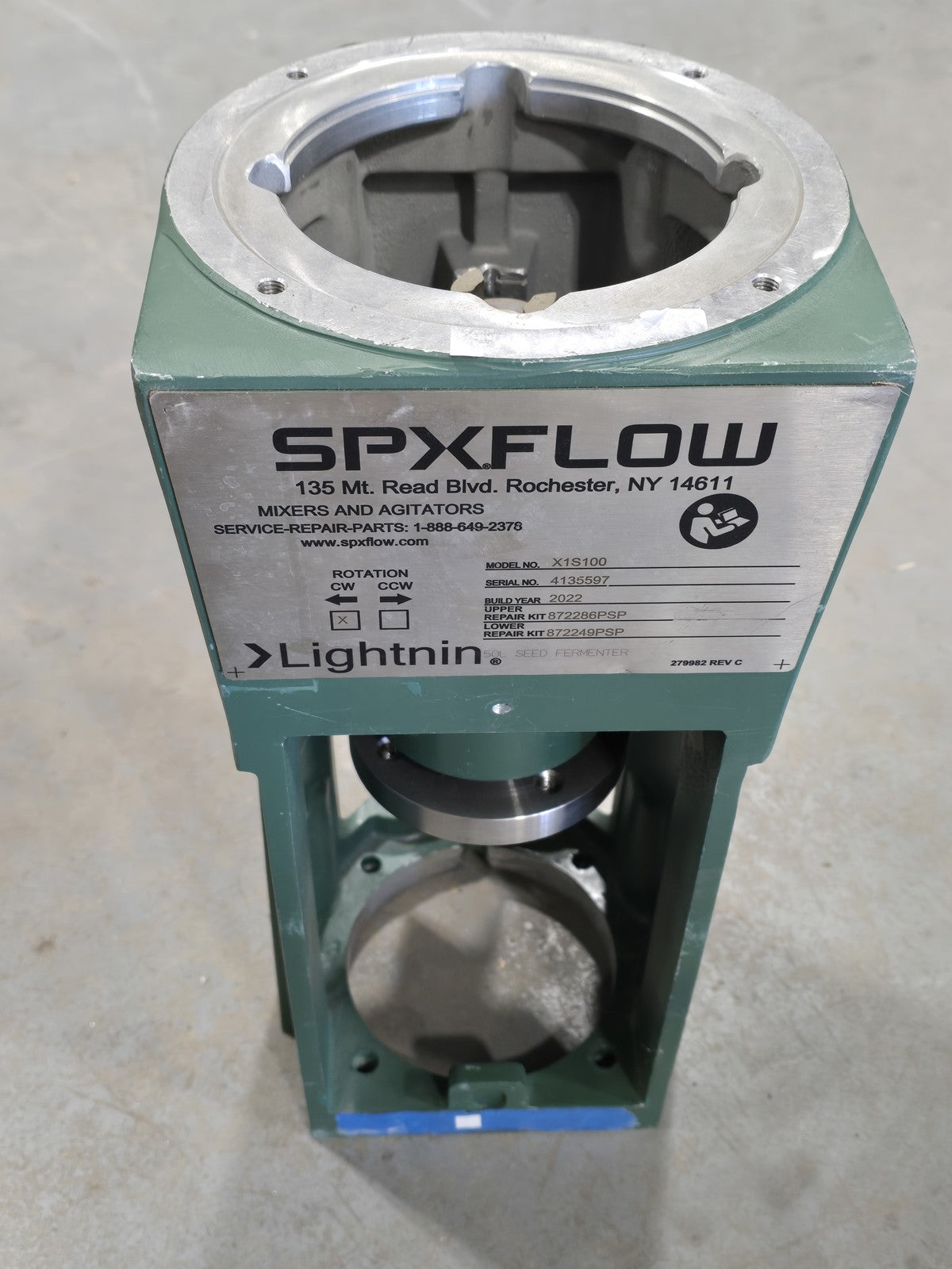 SPXFLOW Lightnin X1S100 Mixer Agitator Drive Gearbox Housing CW New