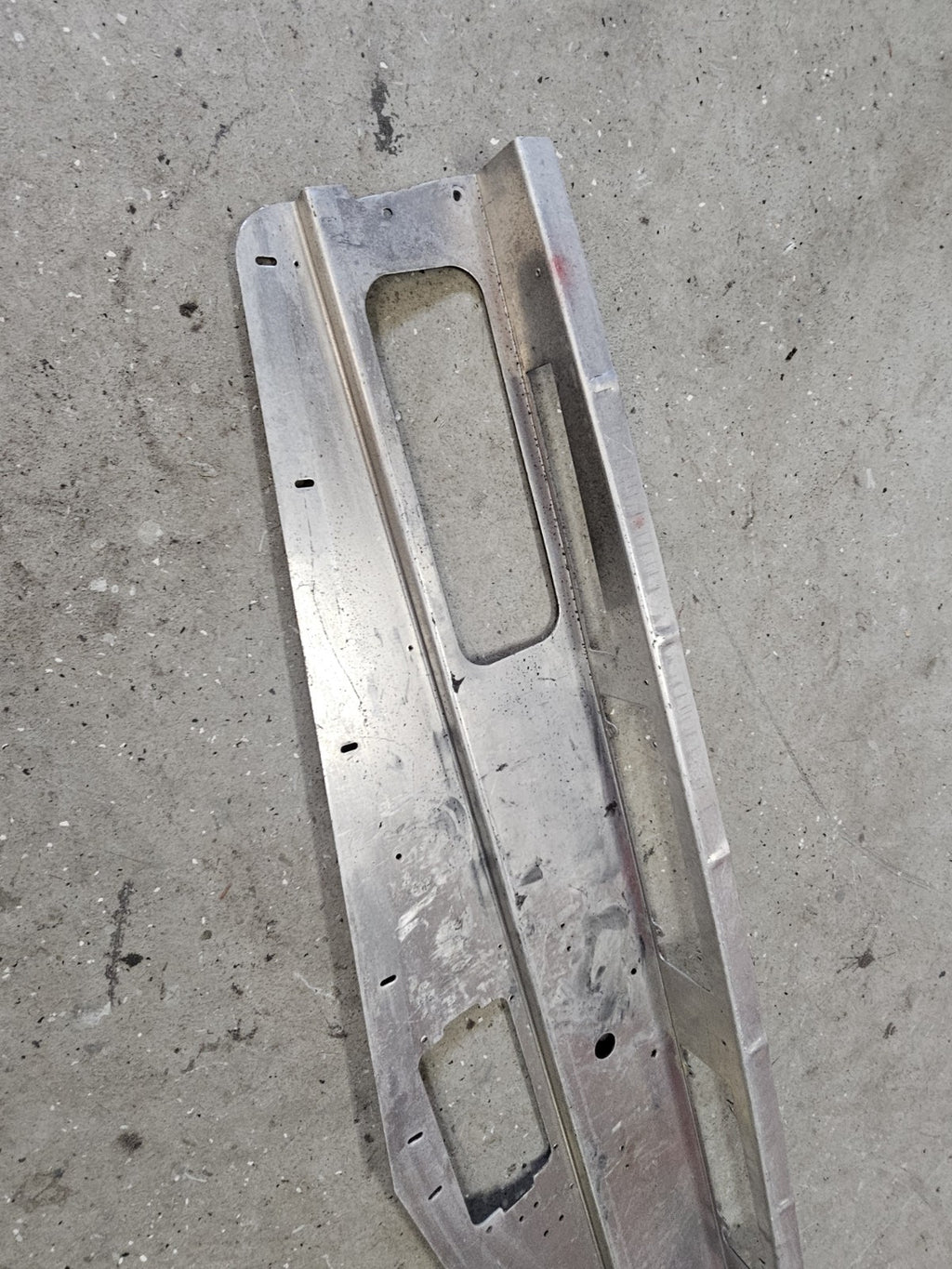 Kenworth W900 Upper Interior Cab Bracket PN: K105-229 Oem Paccar 