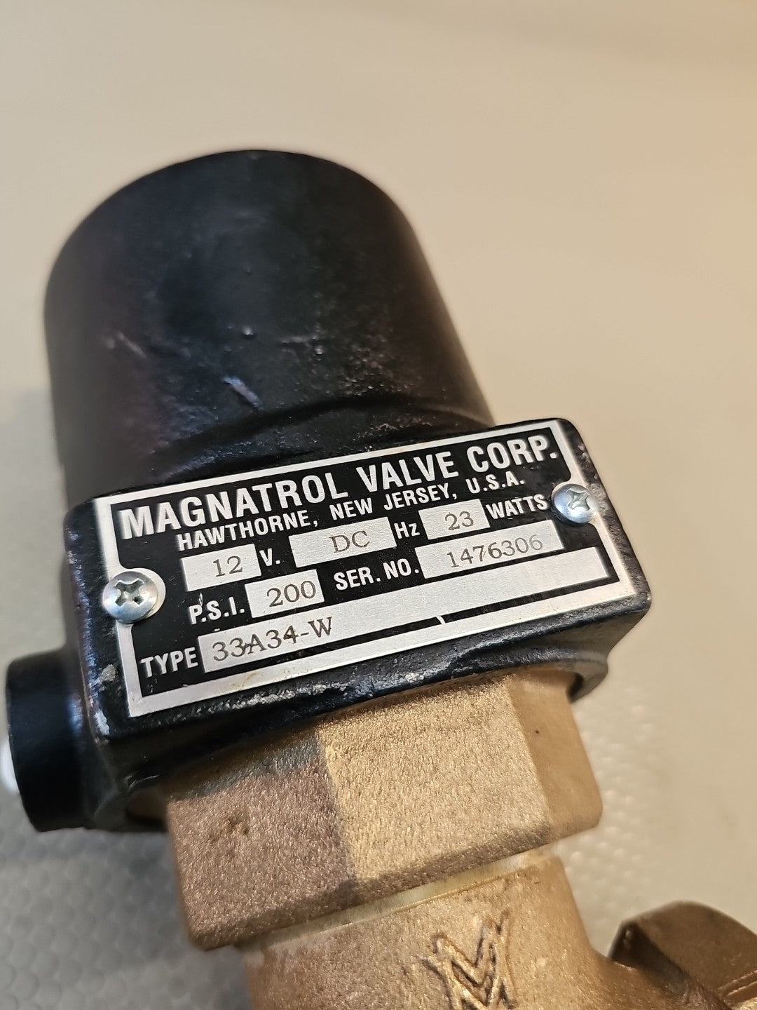 Magnatrol Valve 33A34-W 120V Valve 200 psi 1" inch