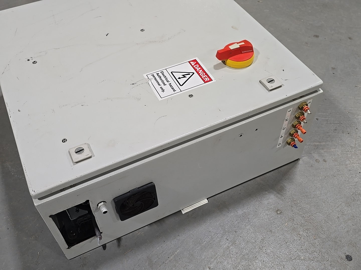 Rittal 8017575 Standard Electrical Enclosure 23-1/2" x 23-1/2" x 12"