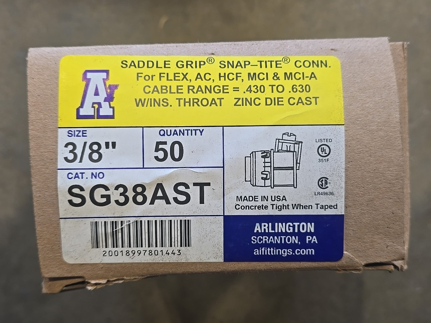 (12) NEW Arlington SG38AST Snap-tite Saddlegrip Connectors 3/8" Zinc Die Cast