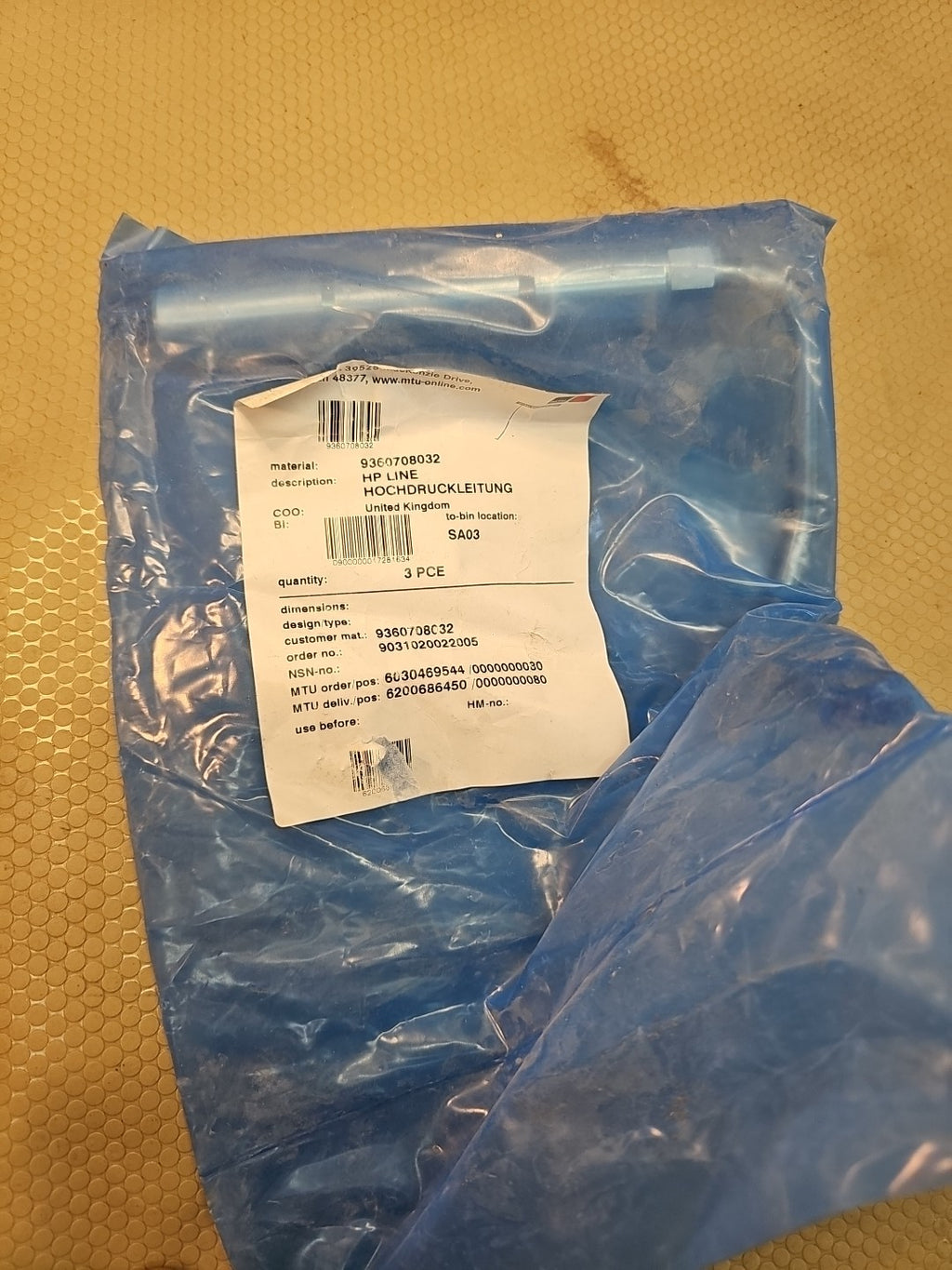*NEW* GENUINE OEM Mercades MTU  A 9360708032 HIGH PRESSURE FUEL LINE DD8
