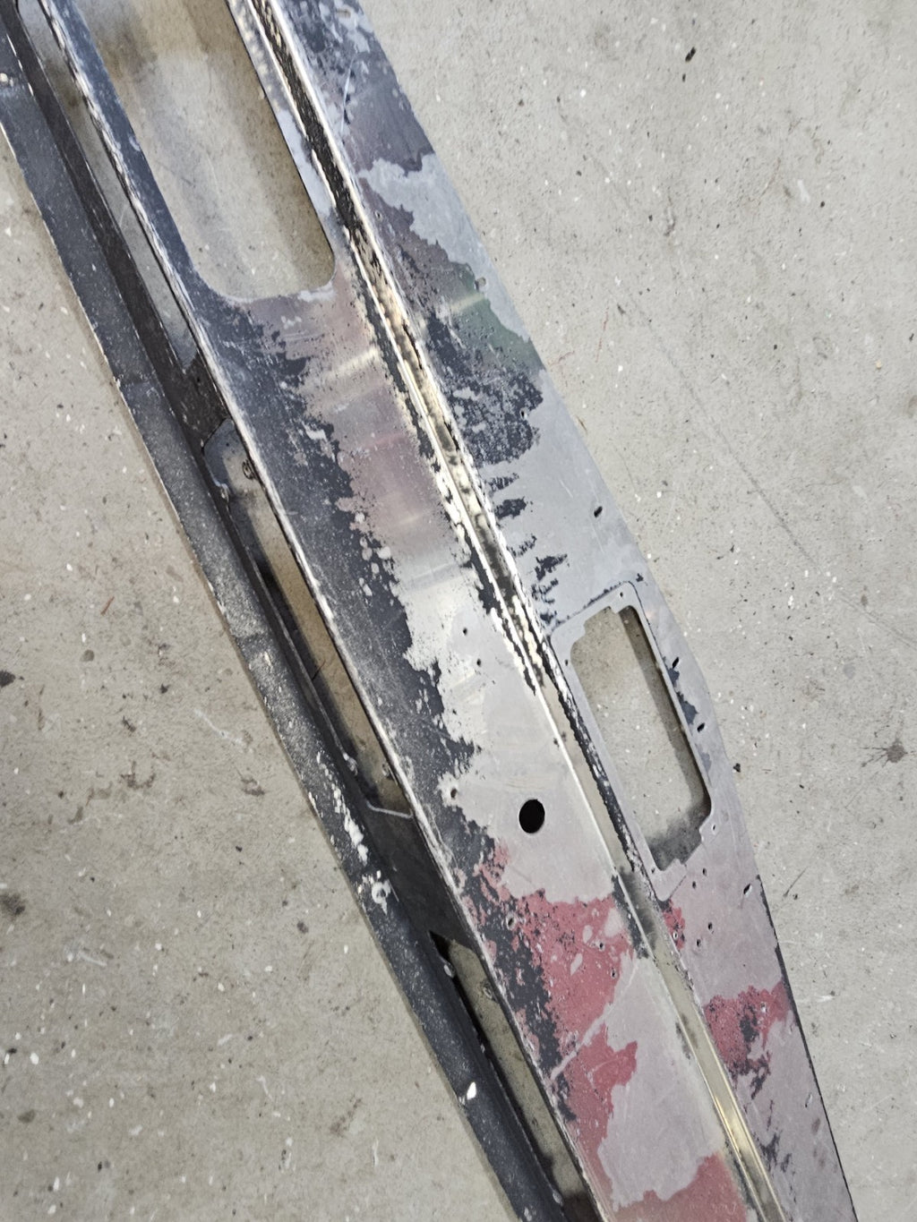 Kenworth W900 Upper Interior Cab Bracket PN: K105-229 Oem Paccar 