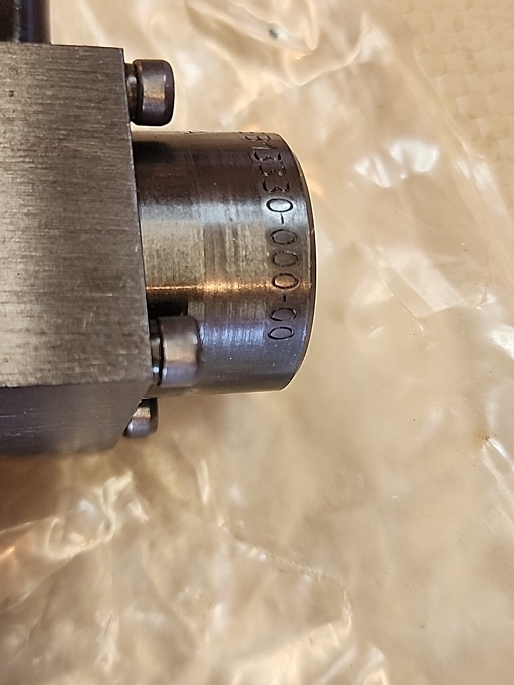 MOOG K-14532-C 34-5-4 HYD. SOLENOID VALVE, 24V,  XEB13330-000-00