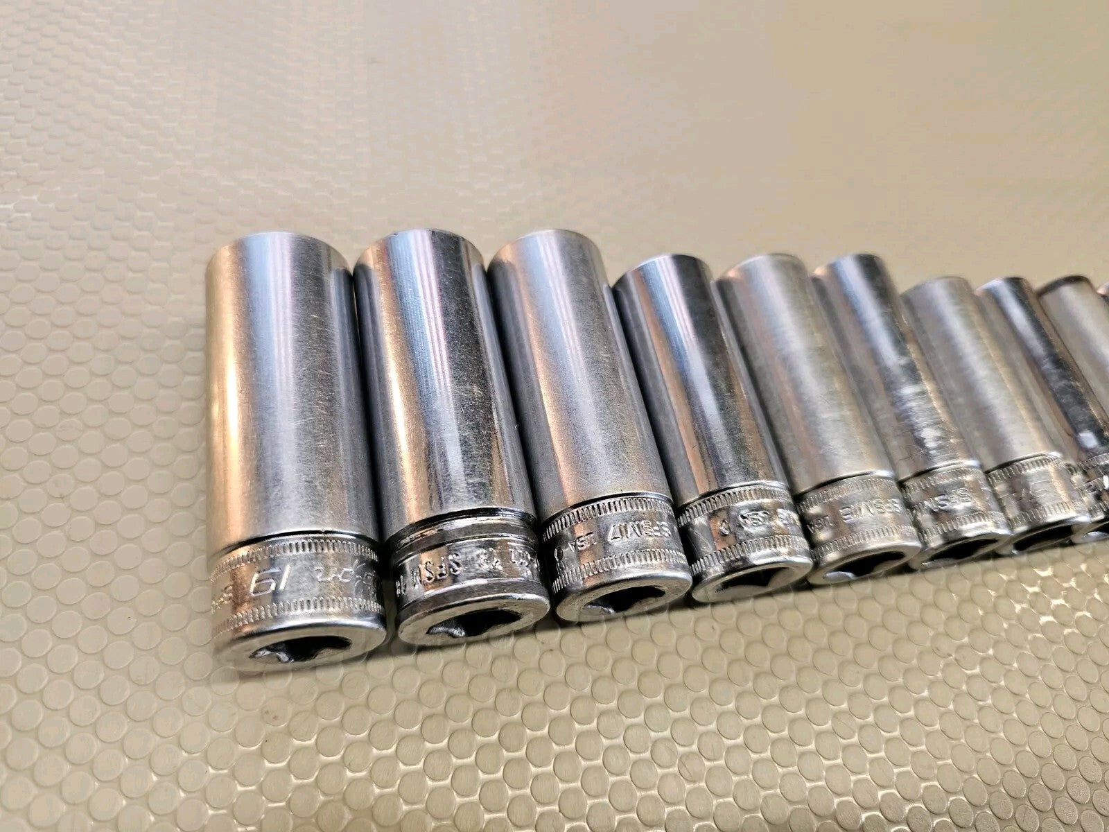 Snap On SFSM 11 pc 3/8" Drive 6Pt Metric Deep Socket Set 9-19mm 