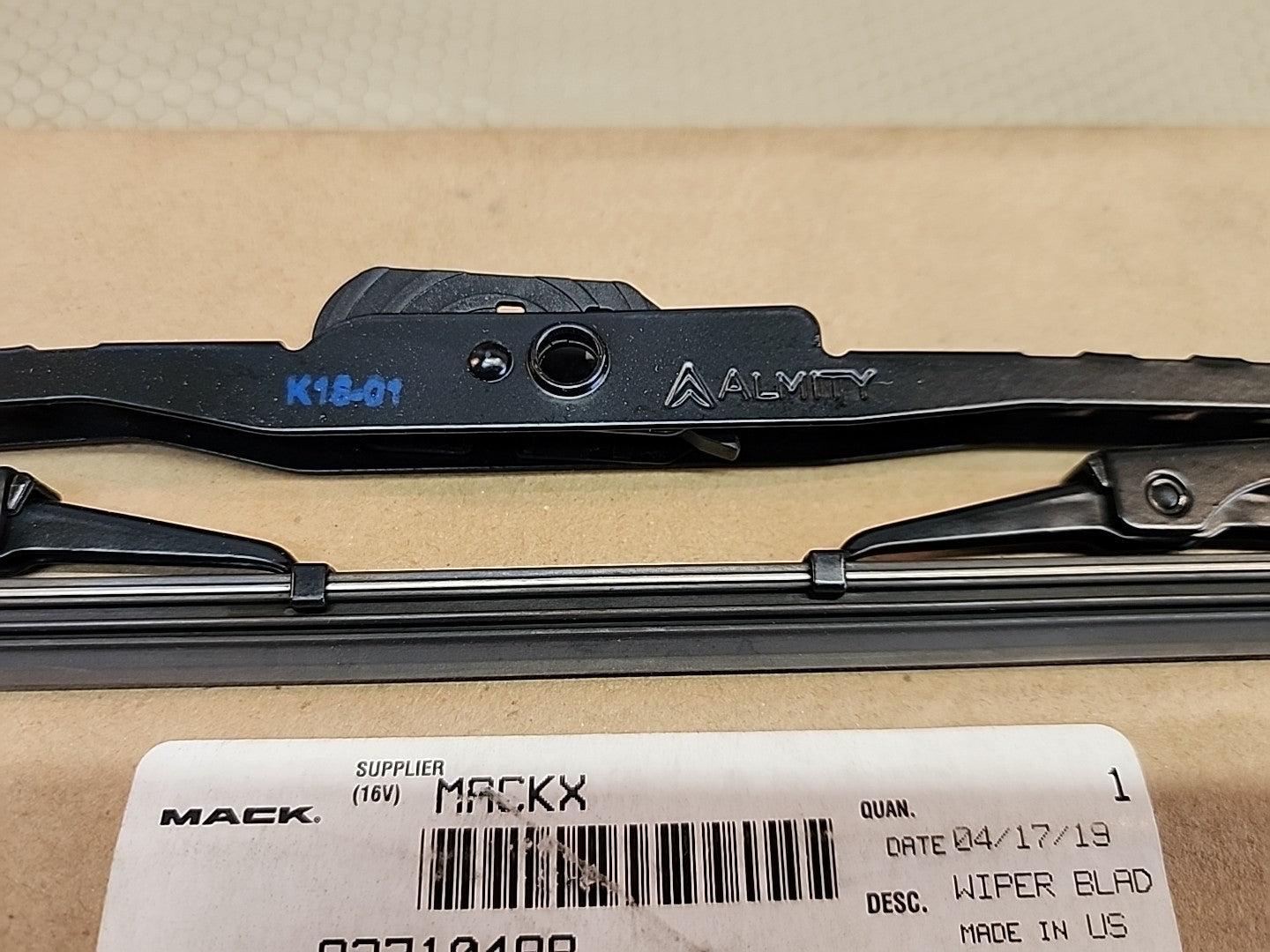 Mack OEM 82710488 Wiper Blade – Genuine Mack Truck Replacement Part USA