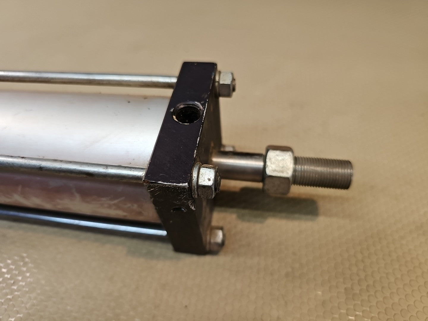 Apsco C-5026S Hydraulic Cylinder   Tailgate Latch, 2.5" Bore X 6" Stroke,