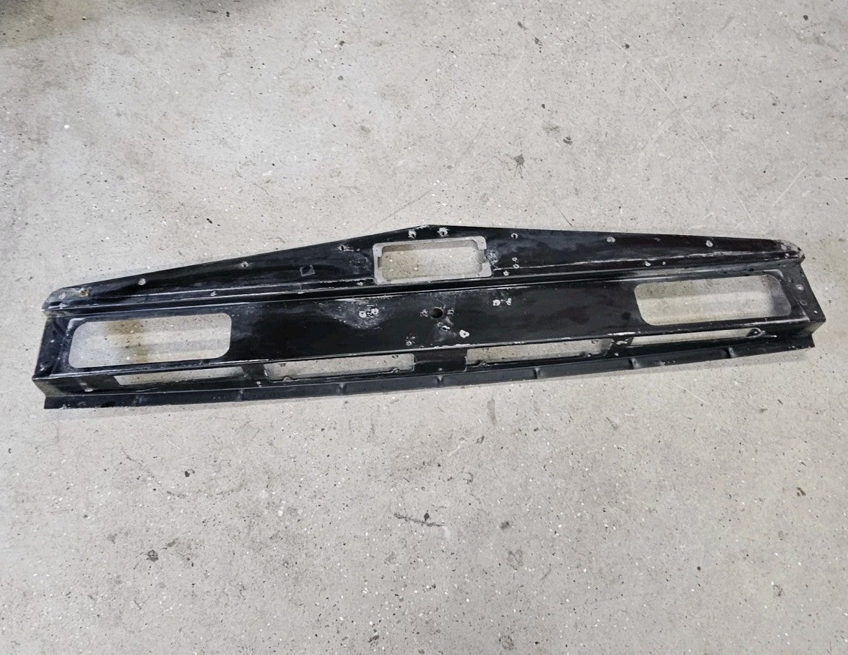 Kenworth W900 Upper Interior Cab Bracket PN: K105-229 Oem Paccar 