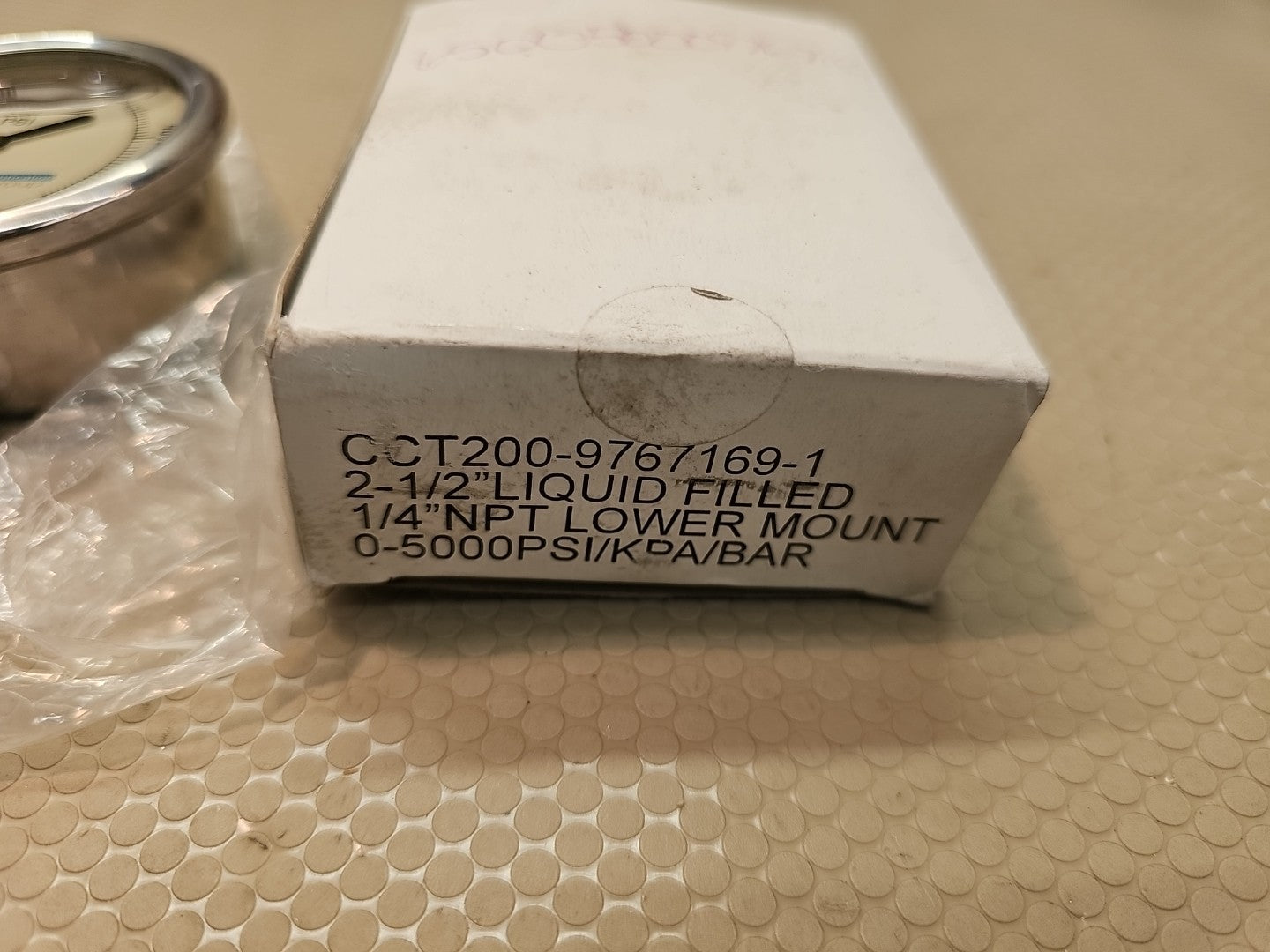 WIKA 2.5" Liquid Filled Pressure Gauge 0-5000 PSI CCT200-9767169-1