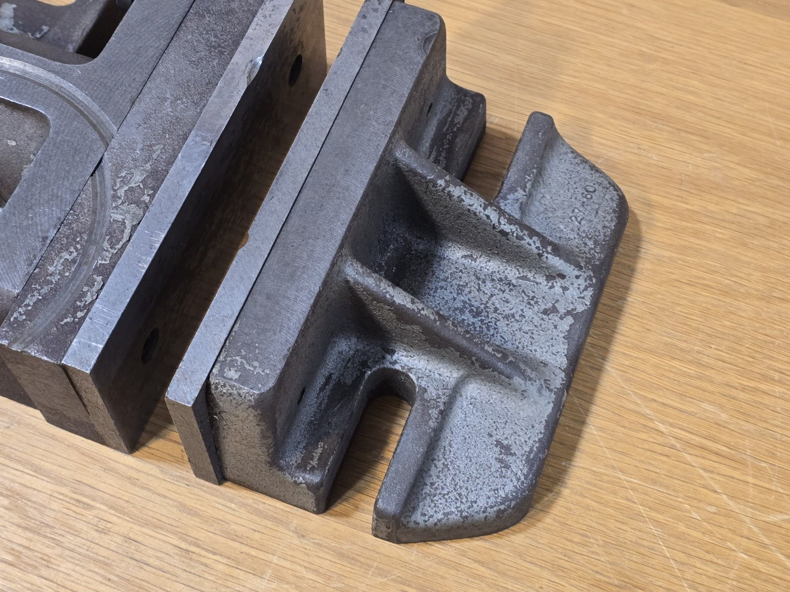 MOVEABLE JAW VISE TWO PIECE MACHINE VISE 