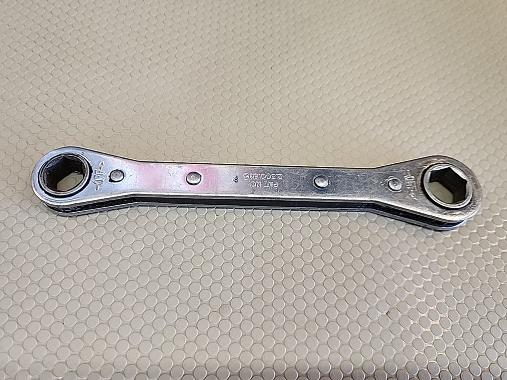 Mac Tools RW1618 1/2" x 9/16" SAE Ratcheting Box Wrench 6 Point USA Chrome