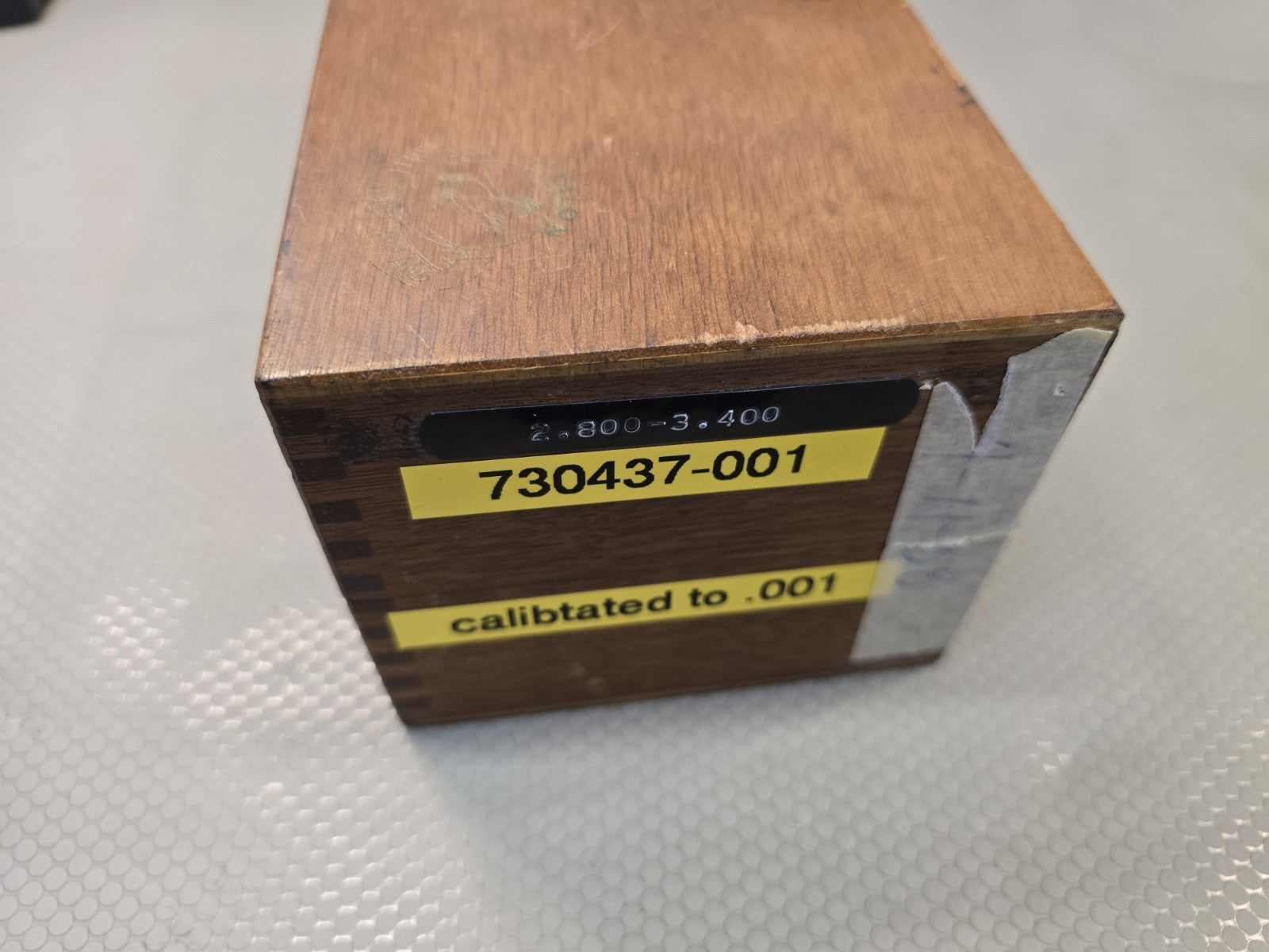 Etalon 31 531B 2.800" - 3.400" Inside Bore Micrometer Gauge w/Wooden Case