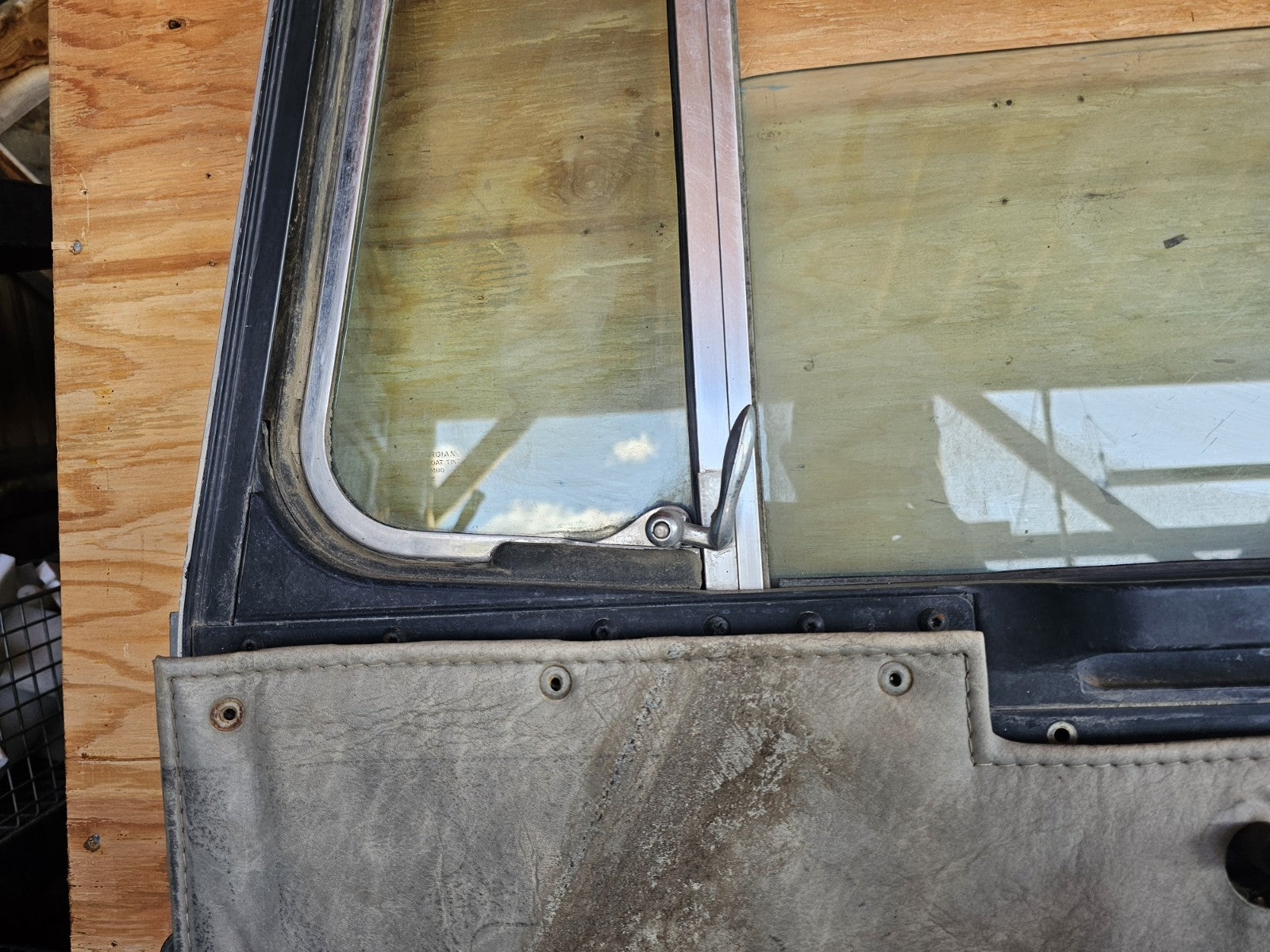 KENWORTH W900 DOOR ASSEMBLY OEM FRONT RIGHT PASSENGER