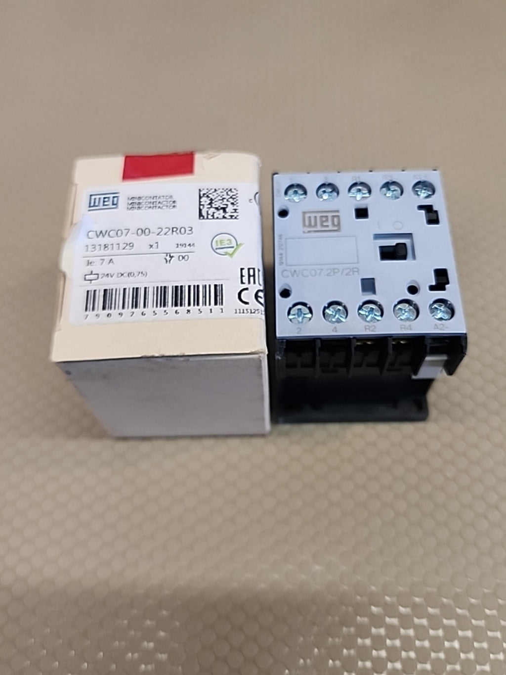 WEG CWC07.2P/2R Miniature Control Relay NEW