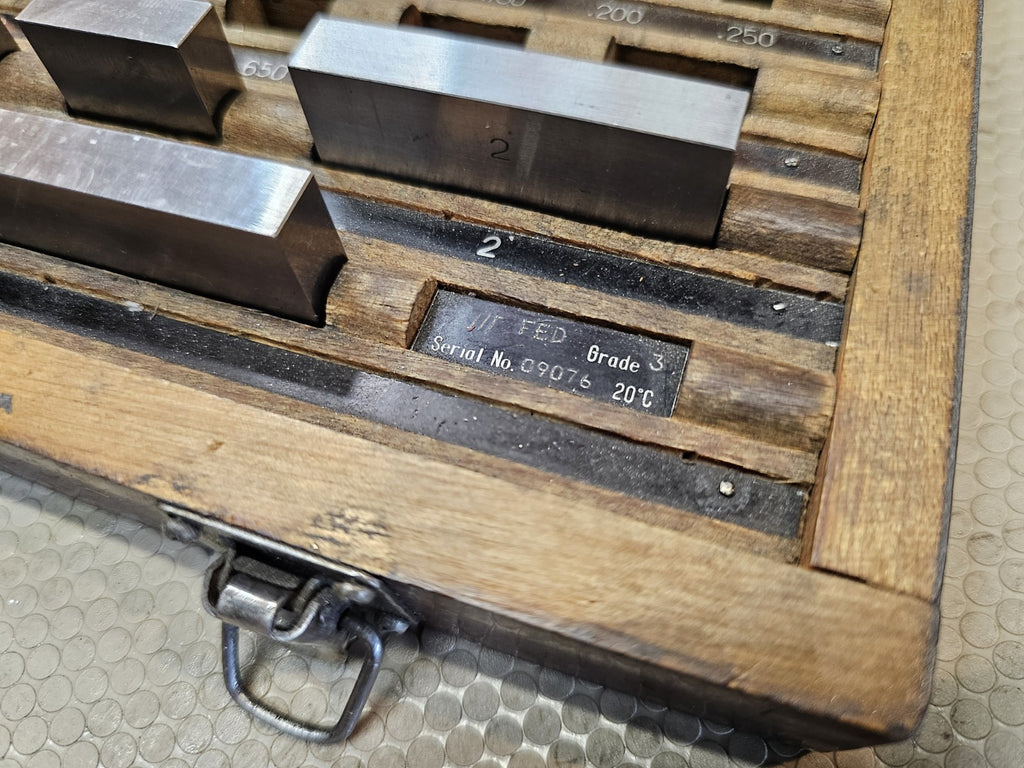 JIT Gage Block Set 81 (79) Pieces, .050 To 4" JAPAN Grade 3 w/wood case