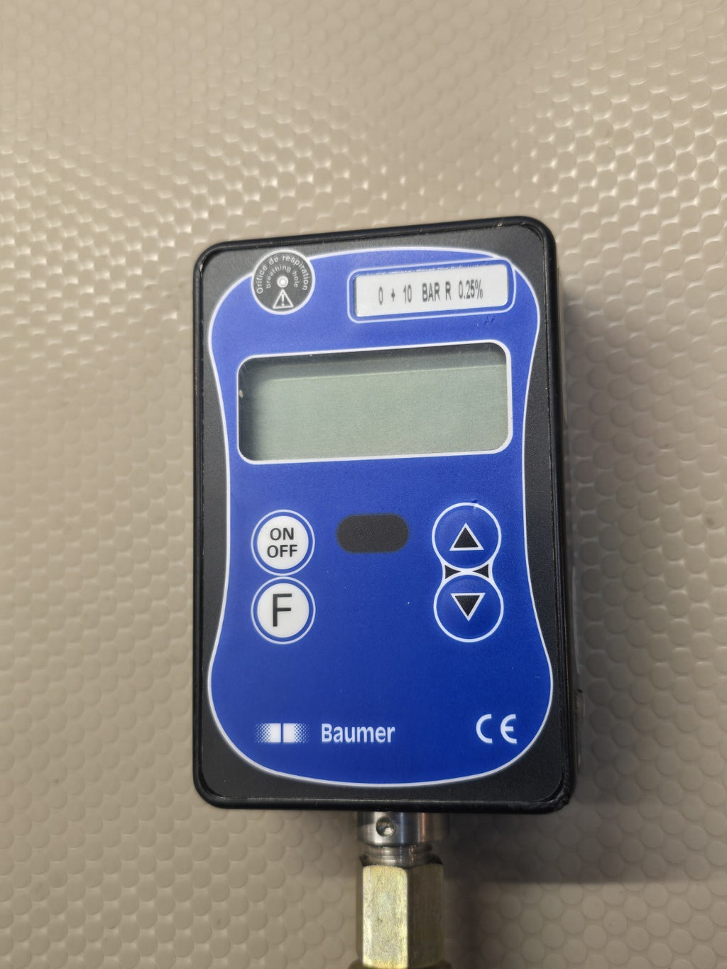 Baumer BARFLEX electronic digital pressure gauge 0 + 10 Bar R 0.25%