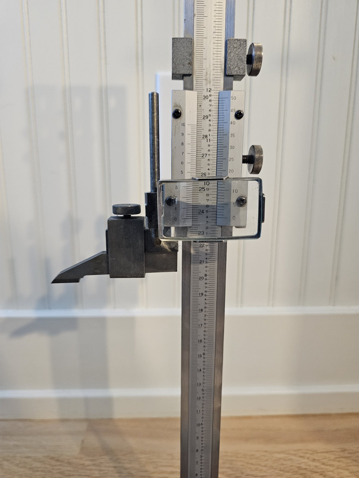 KANON STAINLESS 12" HEIGHT GAUGE 1/1000" 1/50MM Iron Base & Magnification 