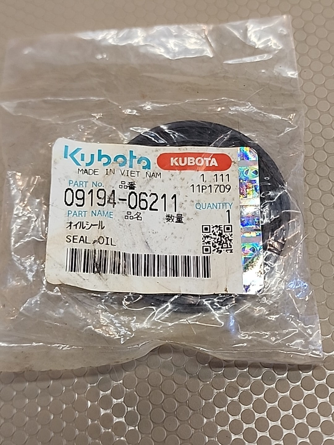 Kubota SEAL,OIL (Part No: 09194-06211) OEM