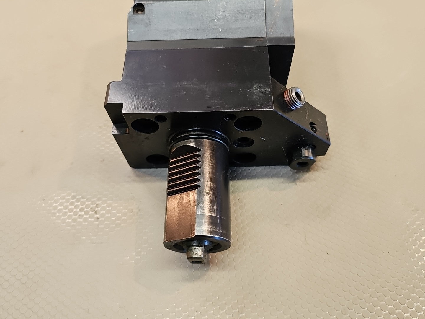 Von Ruden DT1041140211, 90 degree live driven tool holder, ER32, MAZAK Nexus 