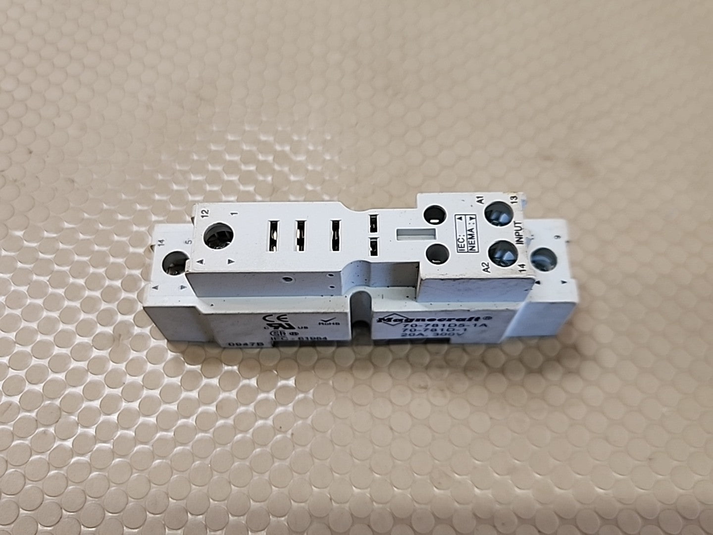 MAGNACRAFT ELECTRIC 70-781D5-1A WITH 781XAXM4L-24D