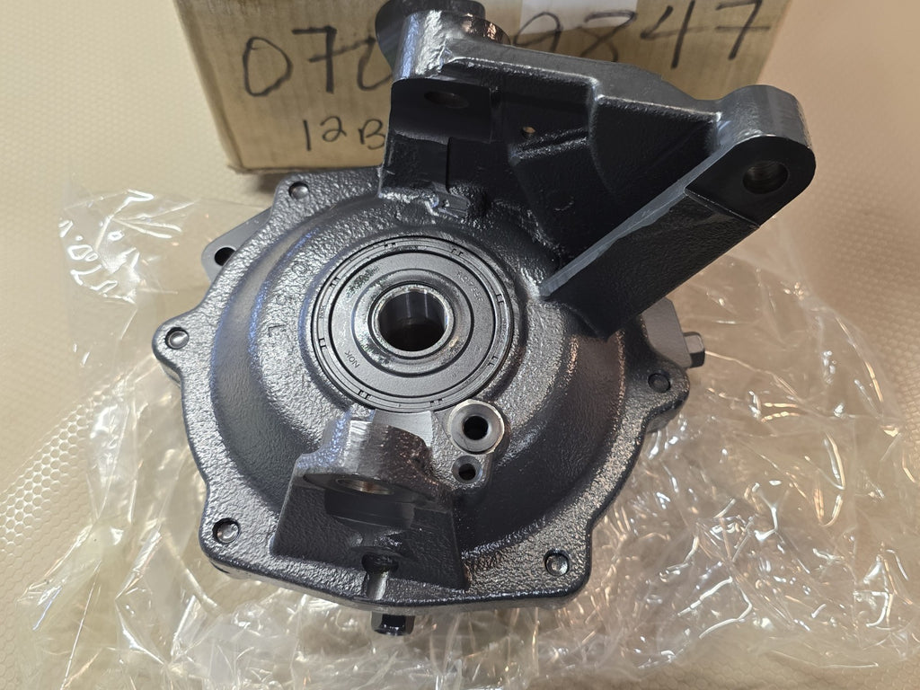 NEW Kubota OEM K7621-18110 Assy Knuckle, RIGHT Full Set 345, L305, L225