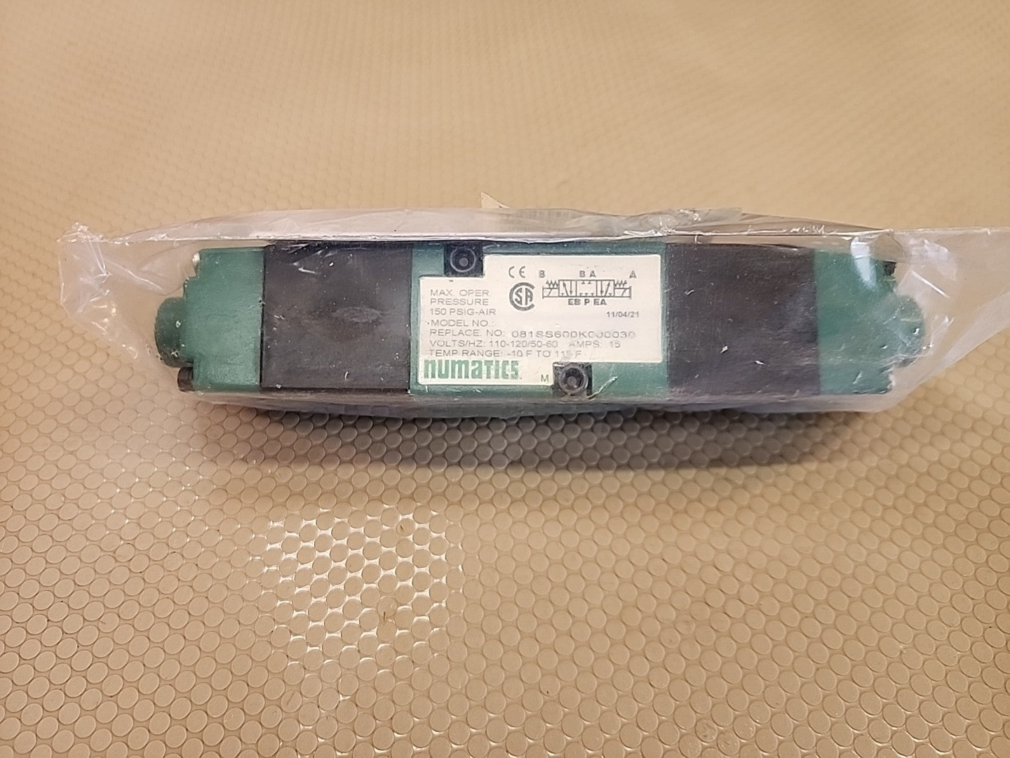 NEW NUMATIC 081SS600K000030 SOLENOID VALVE 110/120 V COIL
