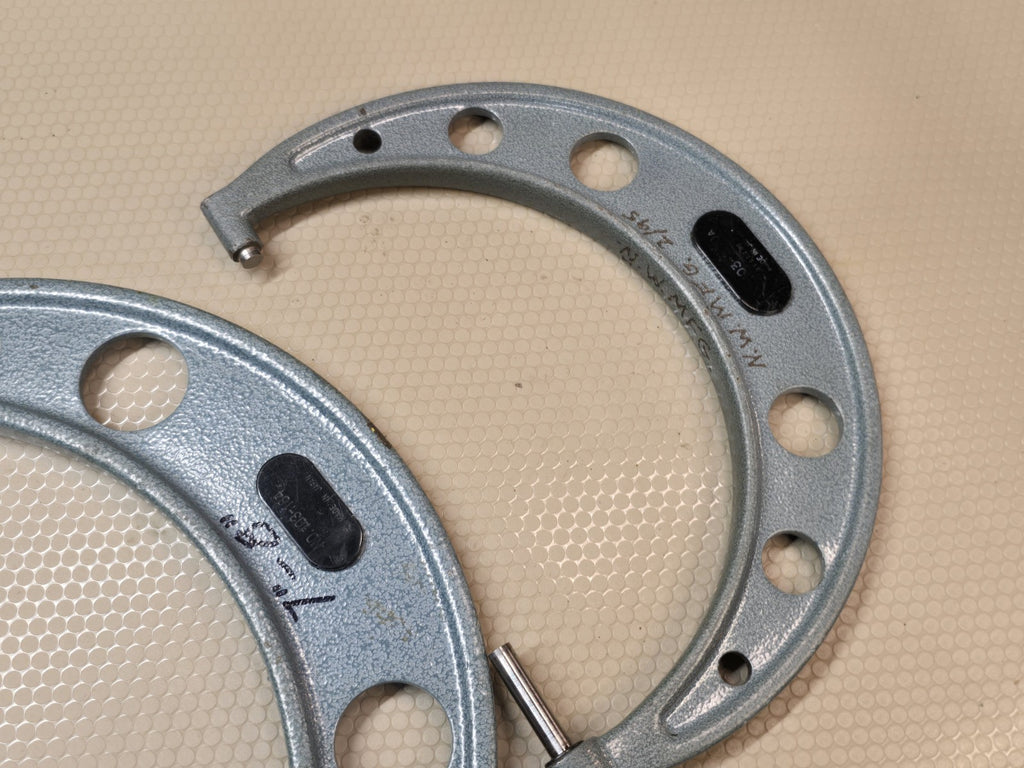 Mitutoyo 5-11" 4 Piece Outside Micrometer Set - Large Sizes 103-908-40 