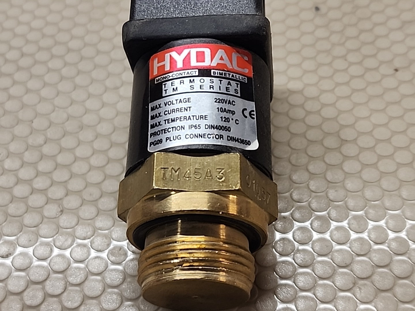 HYDAC Thermostat TM Series 220VAC 10Amps 120 Deg. IP65 NEW Mono tm45a3