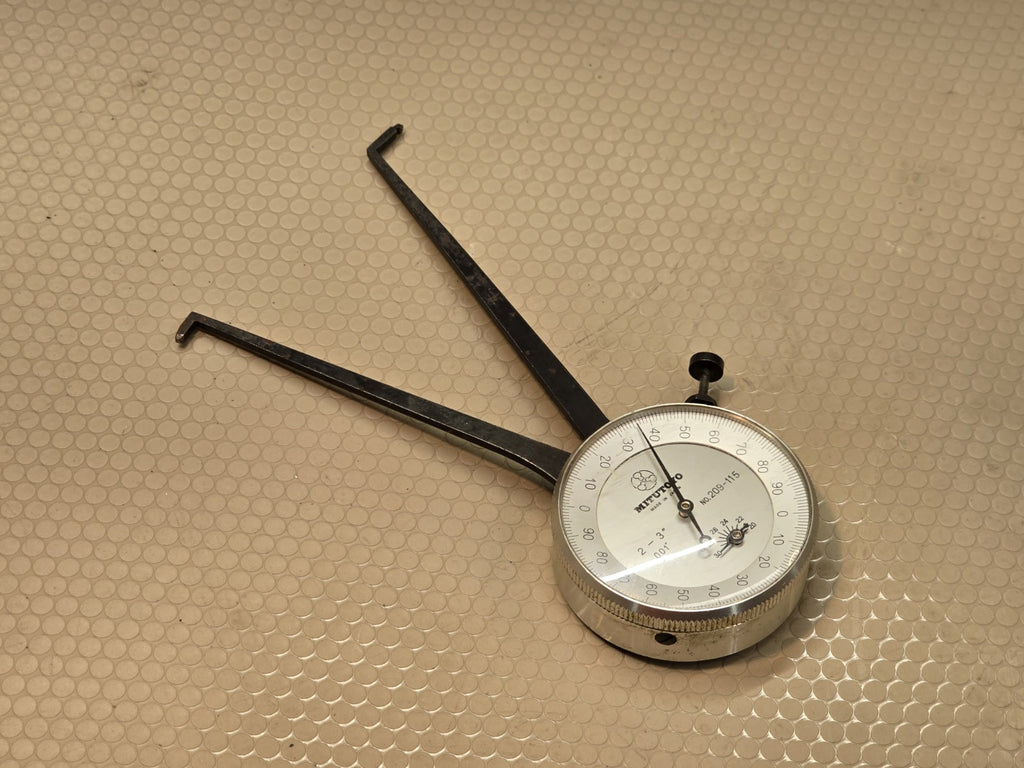 Mitutoyo Japan Inside Dial Caliper Gage 2 - 3” NO. 209-115