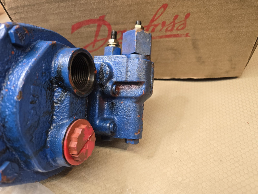 EATON DANFOSS Hydrostatic 70122-RBN RBB Medium Duty PISTON PUMP $3400 MSRP