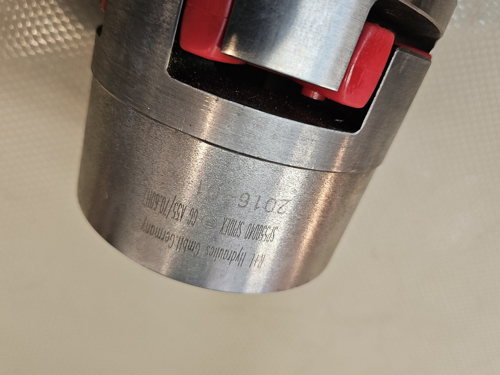 R+L HYDRAULICS LOVEJOY 28B JAW COUPLING 73226013 SP550040 SPIDEX GG A55 70.60H7