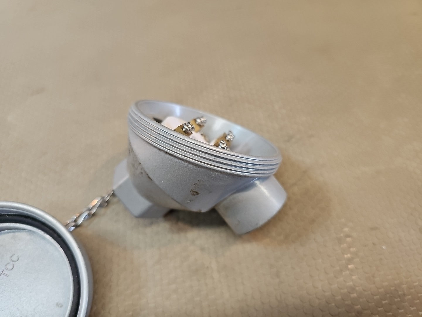 TCI HEAD WITH SRPING LOADED HEX NIPPLE THERMOCOUPLE