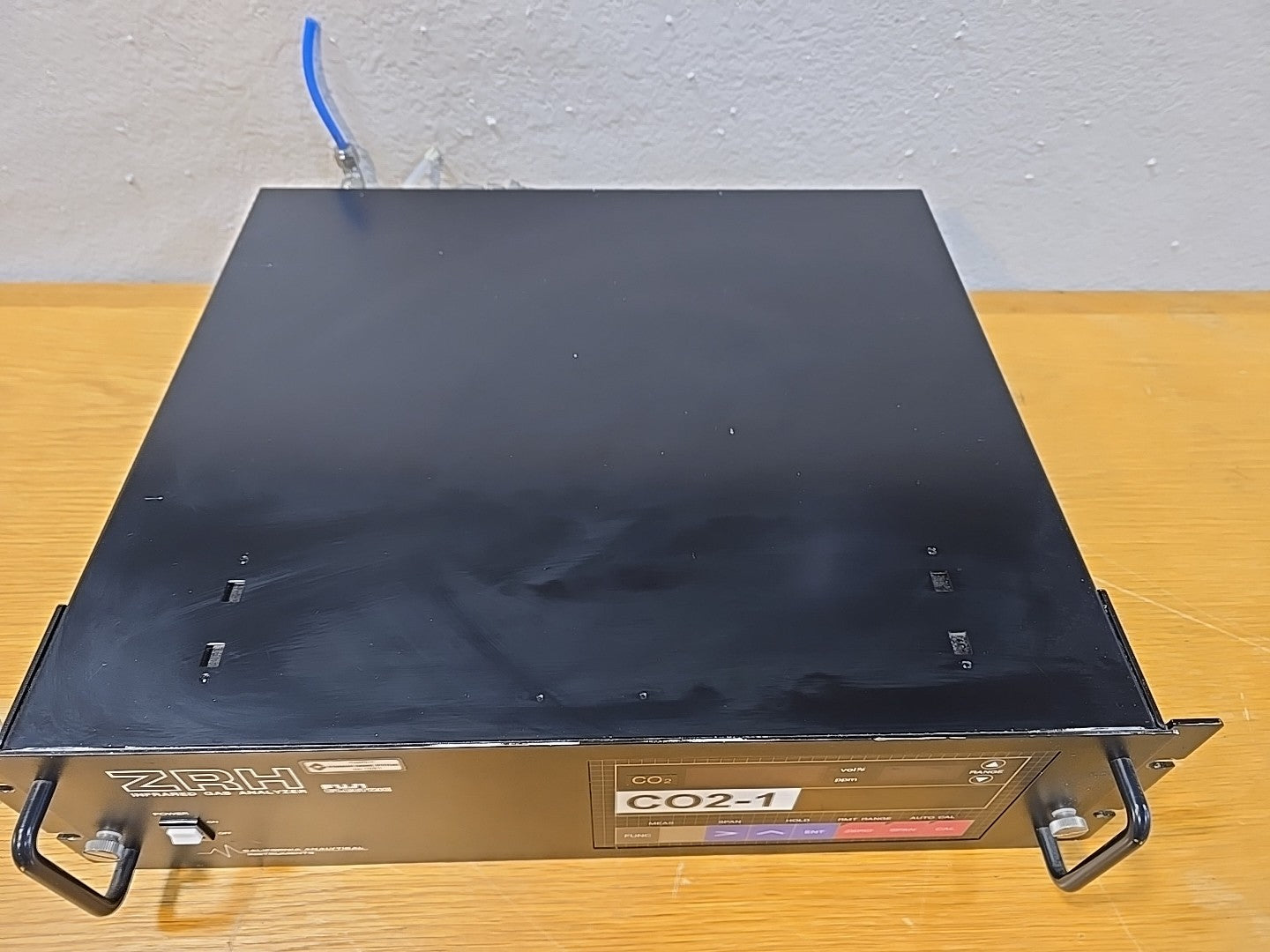 California Analytical Instruments ZRH Infrared Analyzer ZRH1DPY2-6BAYY CO2